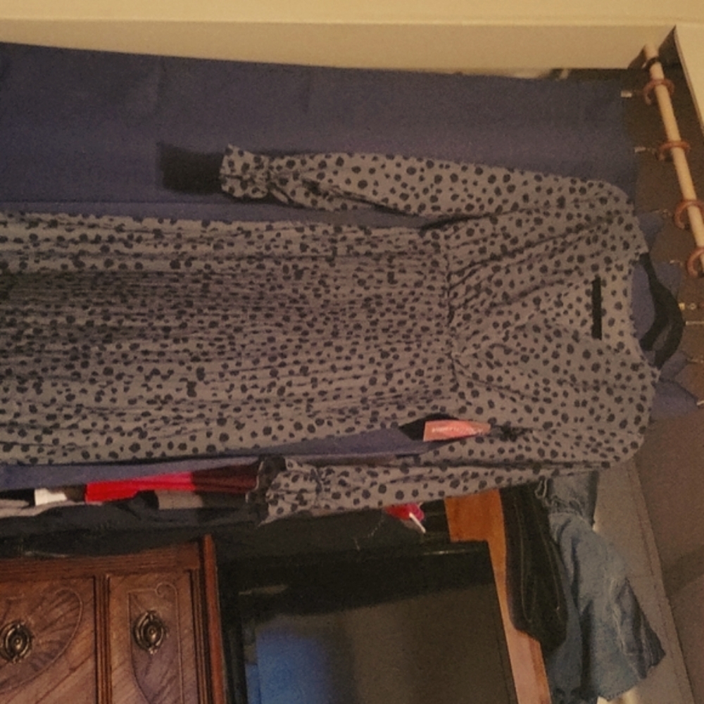 BNWT Green and Black Dress. Size MD 4/6